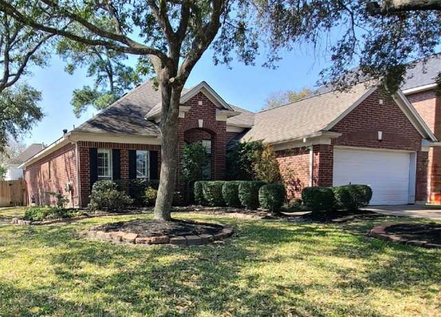 Property at 17503 Forest Vine Ct, Tomball, TX 77377, 3 beds, 2 baths