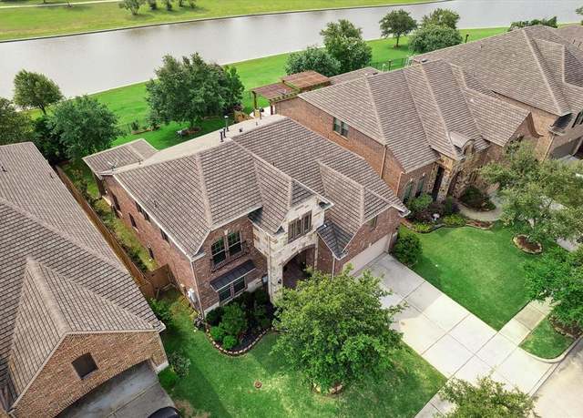 Property at 2816 Padova Ct, League City, TX 77573, 4 beds, 2.5 baths