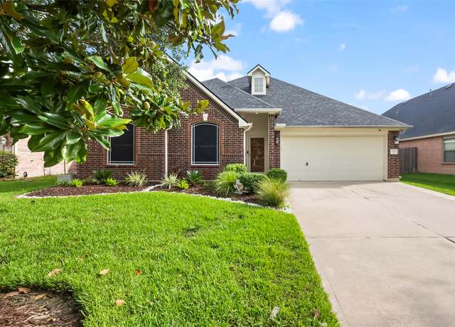 Property at 13315 Lake Passage Ln, Houston, TX 77044, 4 beds, 2 baths