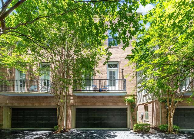 Property at 1813 Ashland St, Houston, TX 77008, 3 beds, 3.5 baths