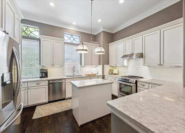 Property at 1813 Ashland St, Houston, TX 77008, 3 beds, 3.5 baths