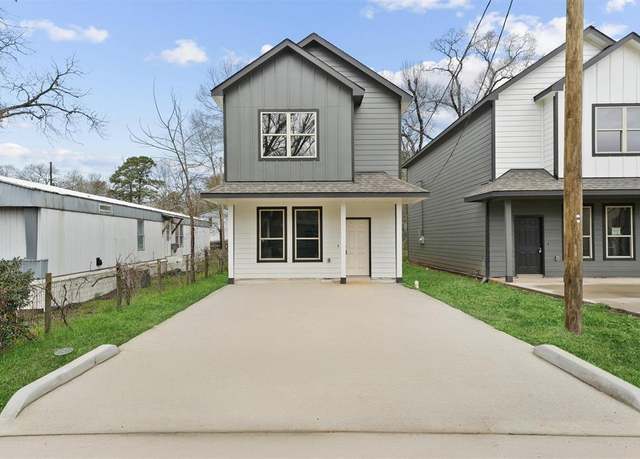 Property at 8685 Sassafras St, Willis, TX 77318, 3 beds, 2.5 baths