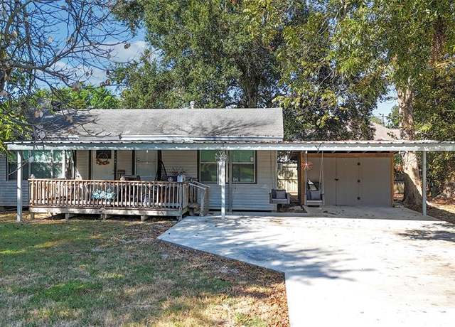 Property at 1104 Grigsby Ave, Port Neches, TX 77651, 2 beds, 1 bath