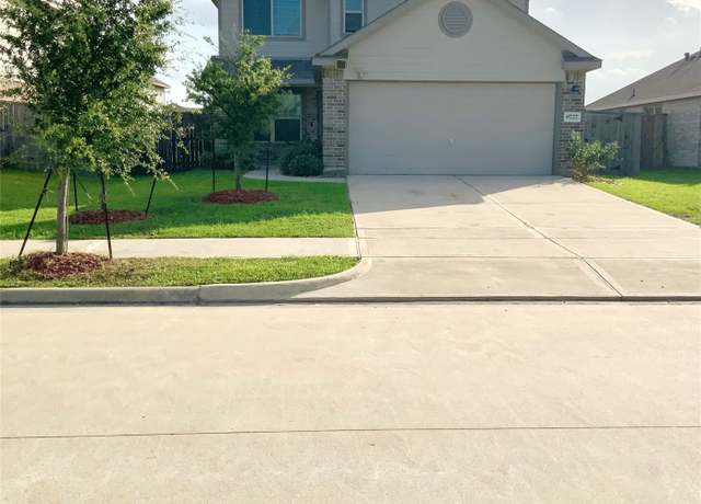 Property at 8727 Wooster Trails Dr, Baytown, TX 77521, 4 beds, 2.5 baths