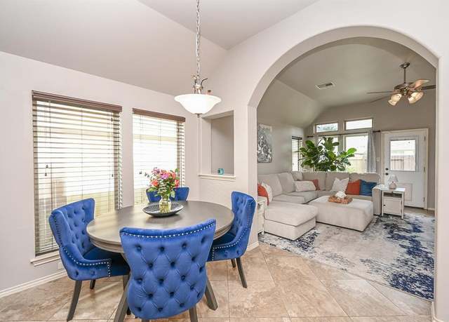 Property at 10911 Overland Trail Dr, Richmond, TX 77406, 3 beds, 2 baths