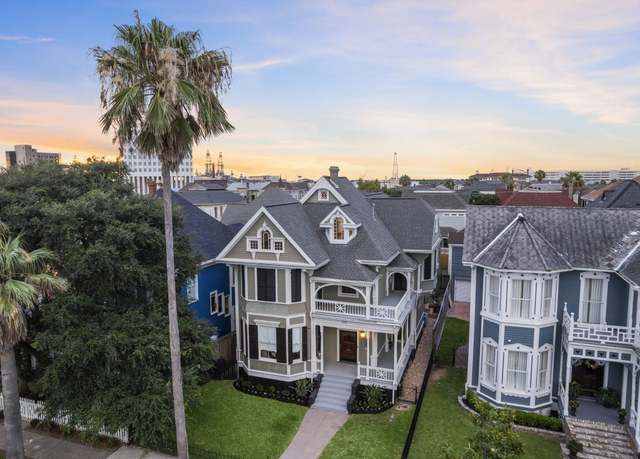 Property at 1722 Church St, Galveston, TX 77550, 3 beds, 3.5 baths