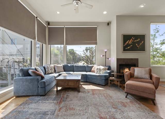 Property at 5122 Lillian St, Houston, TX 77007, 3 beds, 3.5 baths