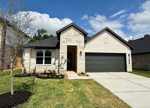 Property at 400 Springfield Terrace Dr, Conroe, TX 77304, 4 beds, 3 baths