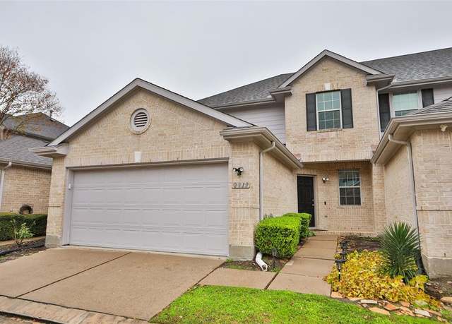 Property at 2919 Meadowglen Crst, Houston, TX 77082, 3 beds, 2.5 baths