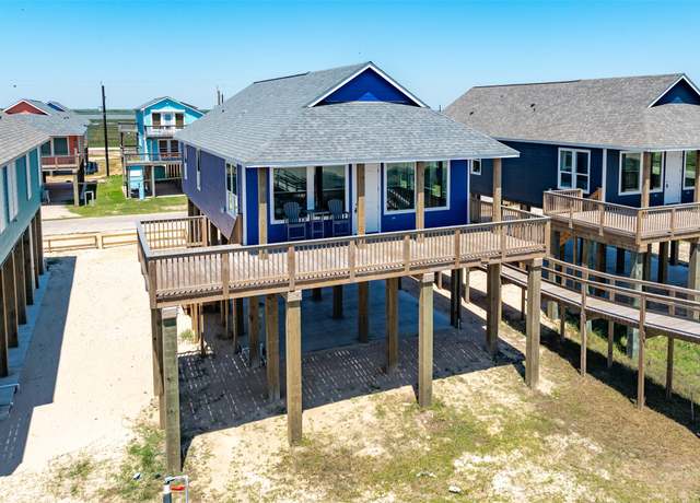 Property at 4831 Bluewater Dr, Surfside Beach, TX 77541, 4 beds, 3 baths