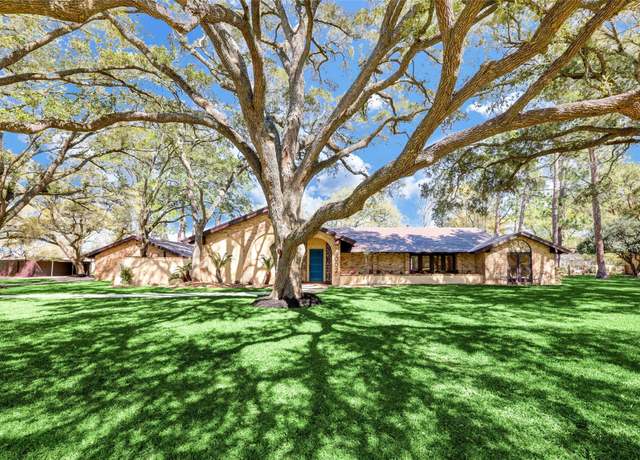 Property at 6002 Franz Ct, Katy, TX 77493, 4 beds, 3.5 baths
