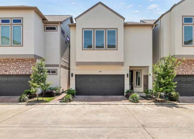 Property at 144 Knightsbridge Park Ln, Houston, TX 77018, 3 beds, 2.5 baths