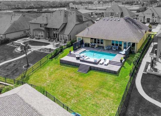 Property at 631 Appia Dr, Kemah, TX 77565, 3 beds, 3 baths