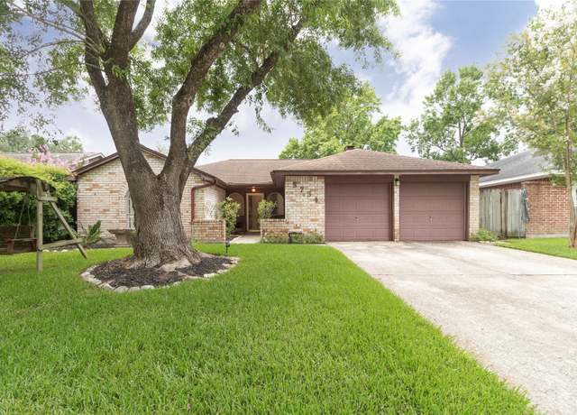 Property at 5734 Woodmancote Dr, Humble, TX 77346, 3 beds, 2 baths