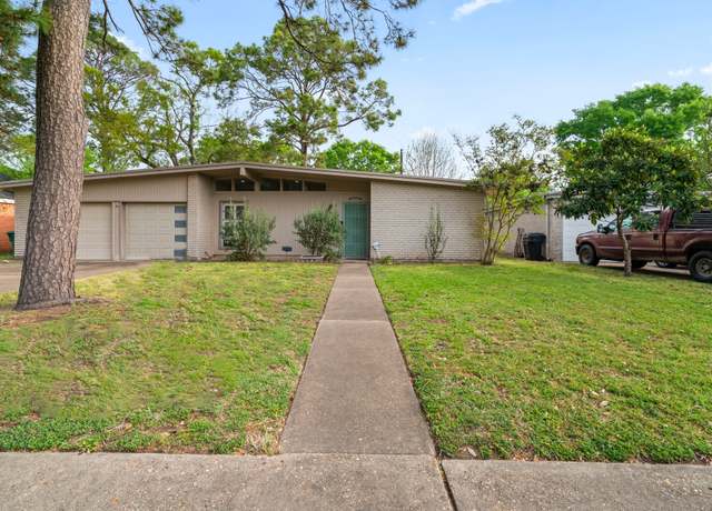 Property at 7210 Mobud Dr, Houston, TX 77074, 3 beds, 2 baths