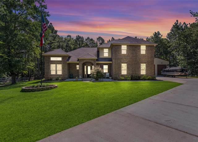 Property at 10911 Maddys Ct, Montgomery, TX 77316, 5 beds, 3 baths