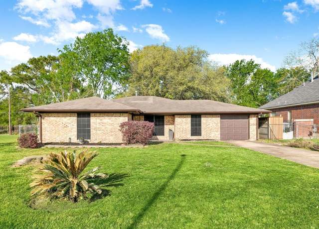 Property at 6515 Ashton St, Houston, TX 77091, 3 beds, 2 baths