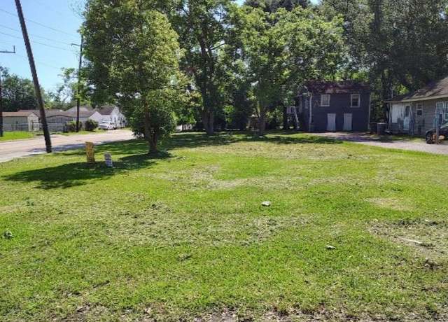 Property at 4105 Congress St, Beaumont, TX 77705