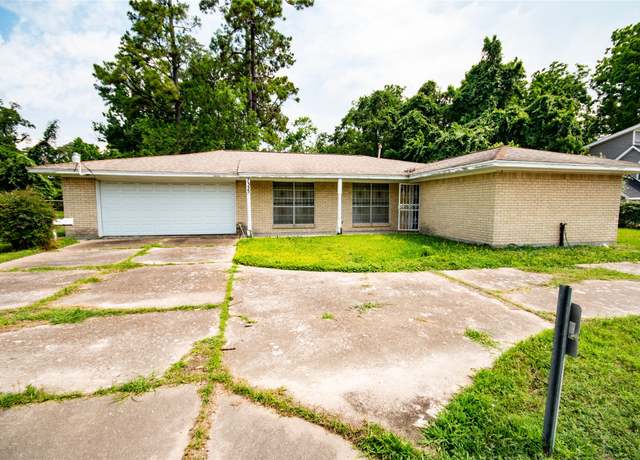 Property at 7325 Ley Rd, Houston, TX 77028, 3 beds, 2 baths