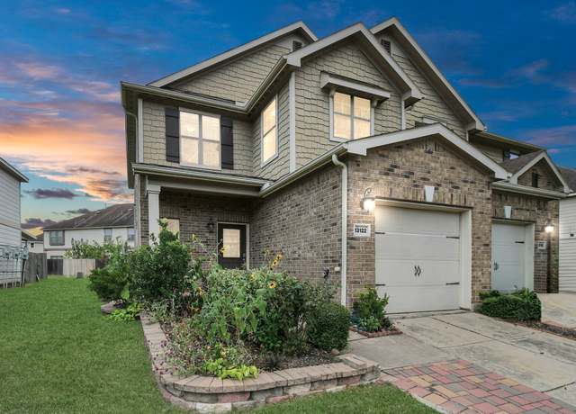 Property at 13122 Stratford Skies Ln, Houston, TX 77072, 3 beds, 2.5 baths