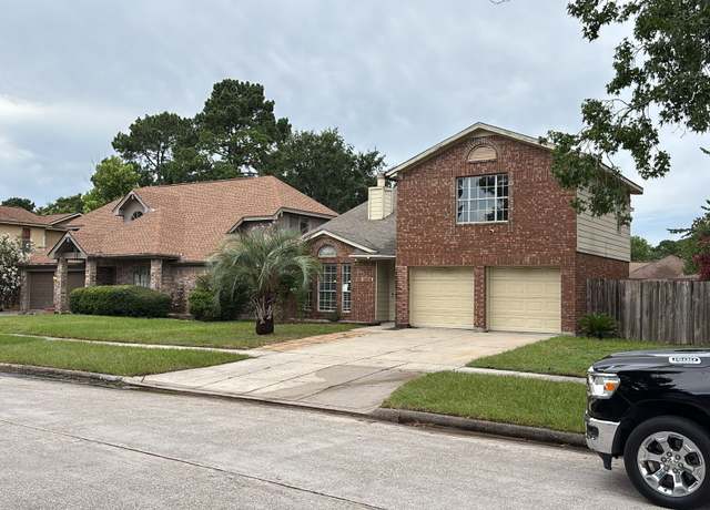 Property at 4926 Temple Bell Dr, Spring, TX 77388, 3 beds, 2.5 baths