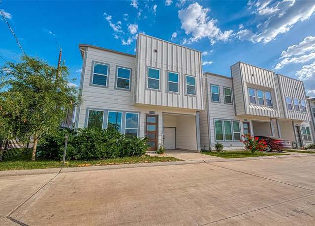 Property at 7703 Rainbow Close Ln, Houston, TX 77055, 3 beds, 2.5 baths