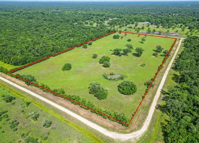 Property at 2015 County Road 740, Damon, TX 77480