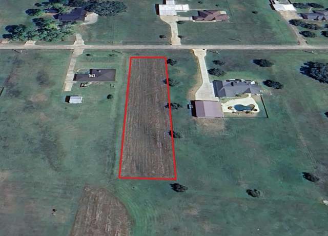 Property at 937 Bunkhouse Trl, Angleton, TX 77515