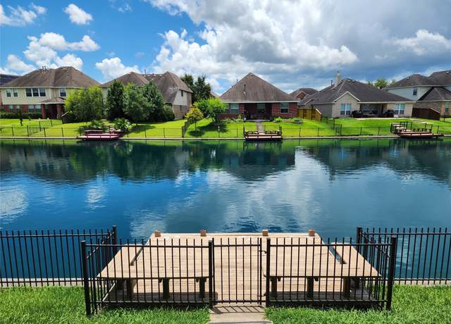 Property at 3931 Medici Ct, Missouri City, TX 77459, 4 beds, 3 baths