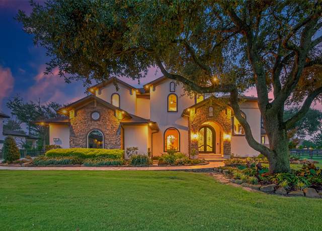 Property at 14 Royal King Rd, Tomball, TX 77377, 4 beds, 4 baths