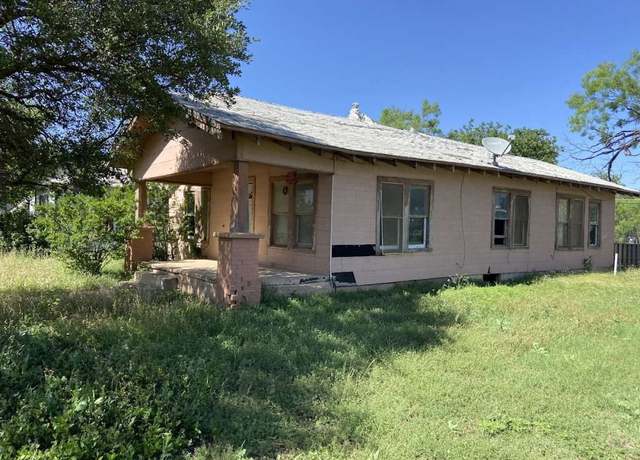 Property at 337 Avenue B, Hamlin, TX 79520, 3 beds, 2 baths