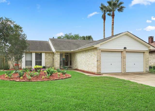 Property at 6538 Trimstone Dr, Pasadena, TX 77505, 3 beds, 2 baths