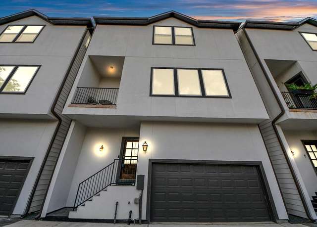 Property at 1544 W 23rd St Unit B, Houston, TX 77008, 3 beds, 3 baths