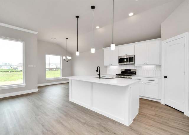 Property at 10280 Cabo Del Sol Dr, Cleveland, TX 77327, 4 beds, 2 baths