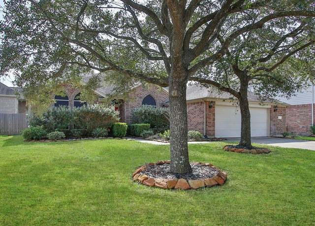 Property at 2726 Redwick Dr, Spring, TX 77388, 3 beds, 2 baths