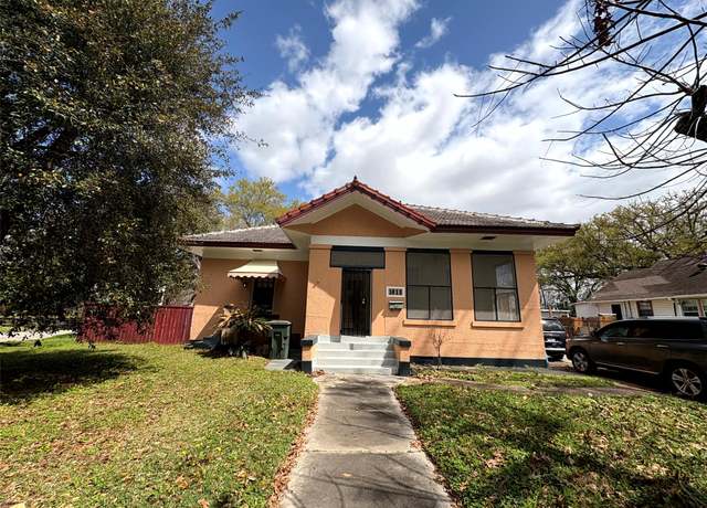 Property at 1613 Orange St, Beaumont, TX 77701, 5 beds, 3.5 baths
