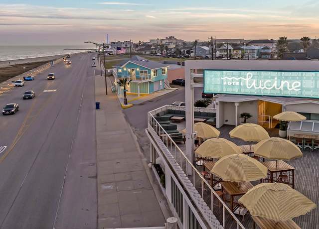 Property at 1020 Seawall Blvd, Galveston, TX 77550, 2 beds, 2.5 baths