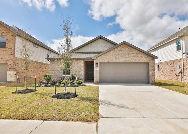 Property at 2713 Madison St, Seabrook, TX 77586, 3 beds, 2 baths