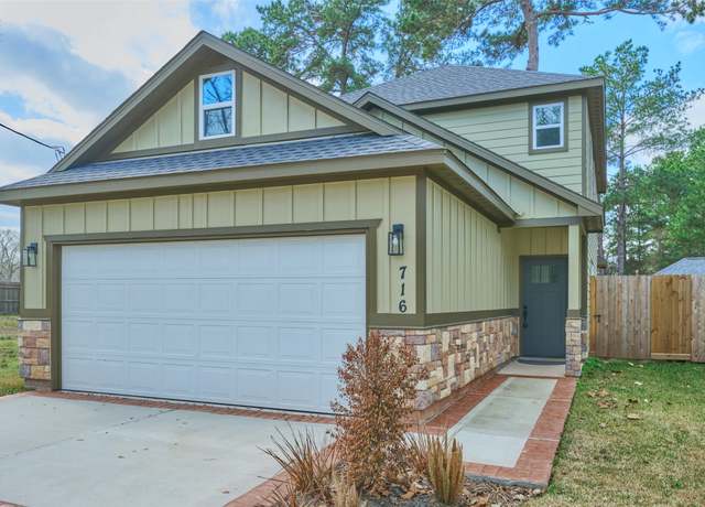 Property at 716 Old Magnolia Rd, Conroe, TX 77304, 4 beds, 2.5 baths