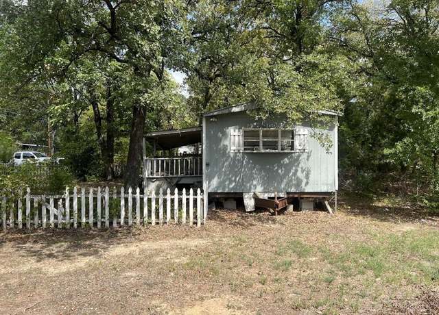 Property at 14169 Quanah Parker Trl, Malakoff, TX 75148, 3 beds, 1 bath