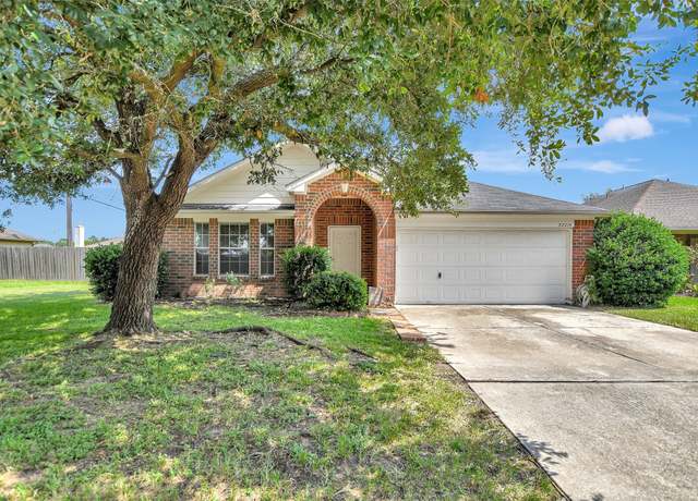 Property at 32214 Annice Ln, Pinehurst, TX 77362, 3 beds, 2 baths