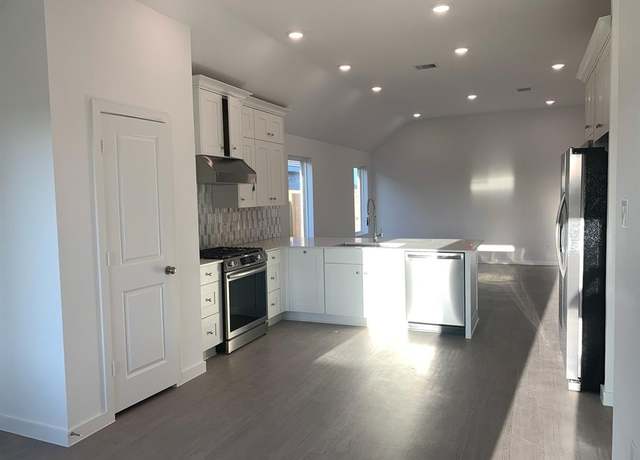 Property at 29014 Great Flatland Trl, Hockley, TX 77447, 3 beds, 2 baths