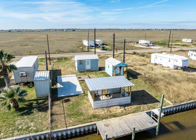 Property at 1043 County Road 299, Sargent, TX 77414