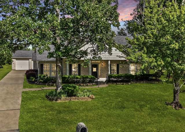 Property at 12690 Longmire Way, Conroe, TX 77304, 4 beds, 3 baths