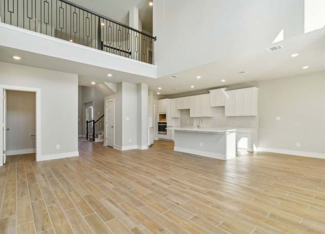 Property at 1627 Shae Oak Ln, Conroe, TX 77304, 4 beds, 3.5 baths
