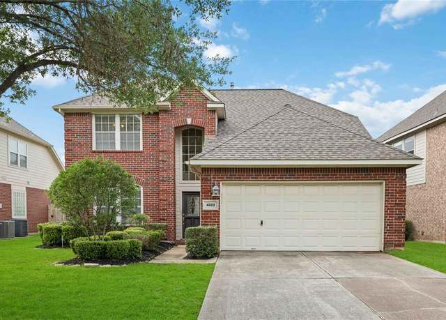 Property at 4823 Zachary Ln, Sugar Land, TX 77479, 3 beds, 2.5 baths