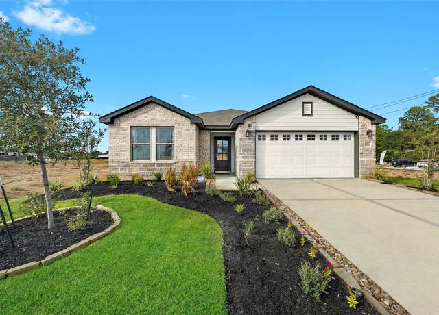 Property at 11608 Whirlaway Dr, Willis, TX 77318, 4 beds, 2 baths