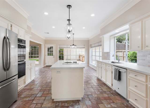 Property at 4107 Pebble Beach Dr, League City, TX 77573, 5 beds, 3 baths
