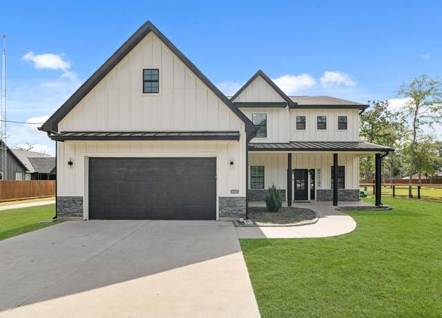 Property at 24585 Tipperary St, Hempstead, TX 77445, 4 beds, 2.5 baths
