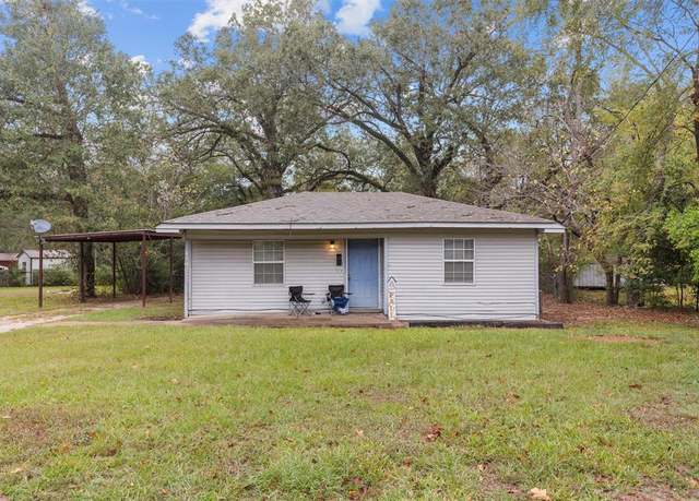Property at 1306 Jordan Ave, Lufkin, TX 75904, 3 beds, 1 bath